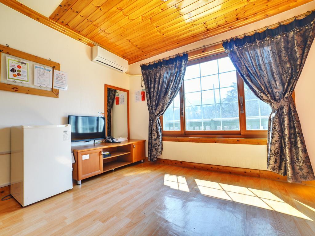 White Cabin Pyeongchang Extérieur photo